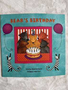 Bear's Birthday by Stella Blackstone and Debbie Harter